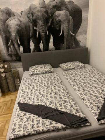 Castle Hill Safari Apartment Будапеща Екстериор снимка